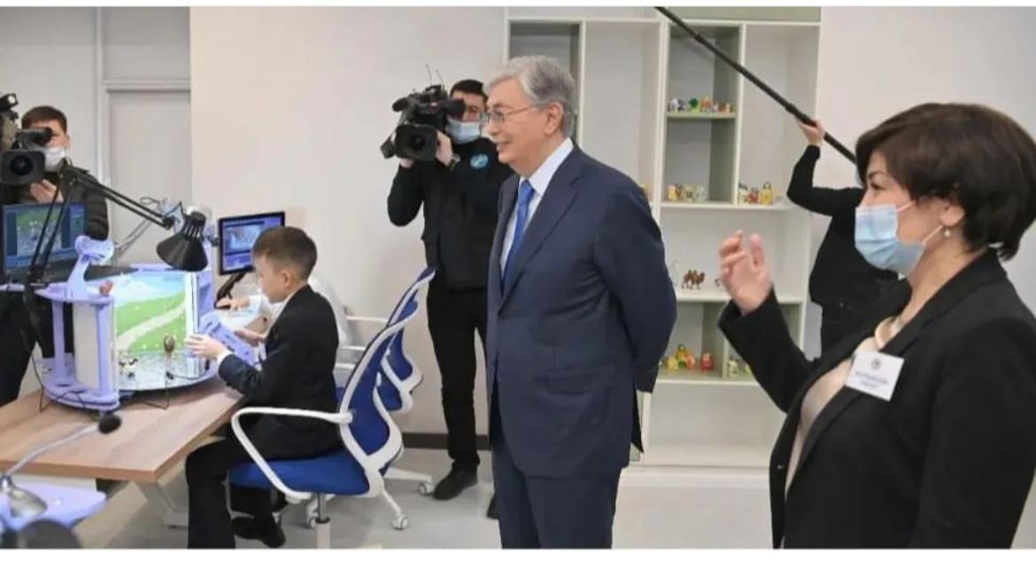 Қасым-Жомарт Тоқаев Алматы қаласындағы Оқушылар сарайына барды